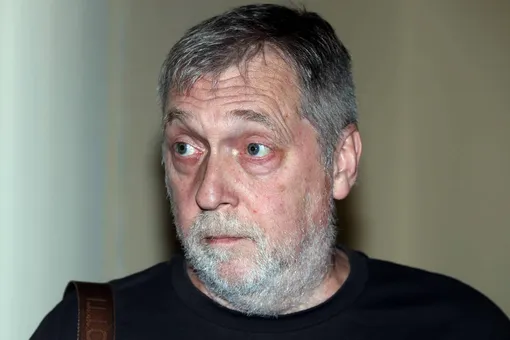 «У меня нет визы»: сын Владимира Высоцкого не полетел на похороны Марины Влади во Францию «У меня нет визы»: сын Владимира Высоцкого не полетел на похороны Марины Влади во Францию