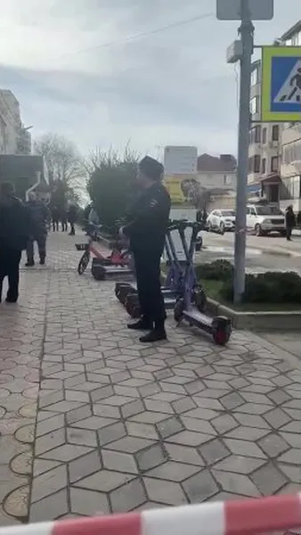 Нажми и смотри