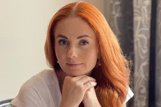 Лена Катина из «Тату» объяснила, почему спит с мужем-миллионером в разных комнатах Лена Катина из «Тату» объяснила, почему спит с мужем-миллионером в разных комнатах