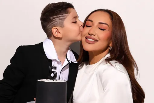 «Моя маленькая копия в мужской версии»: Гоар Аветисян показала сына в его первый юбилей и отметила свое 32-летие «Моя маленькая копия в мужской версии»: Гоар Аветисян показала сына в его первый юбилей и отметила свое 32-летие