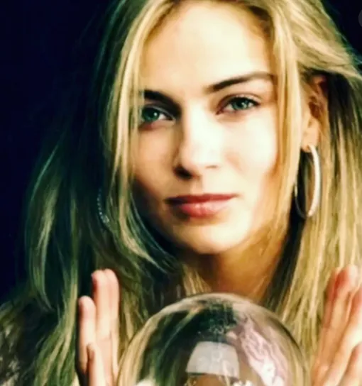 Юлия Николаева много лет живет в США