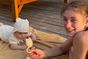 Алена Косторная показала умилительные фото с сыном и мужем на Мальдивах Алена Косторная показала умилительные фото с сыном и мужем на Мальдивах