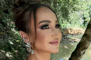 «Мы сделали это! Доминикана, спасибо!»: Ольга Бузова объявила о завершении съемок второго сезона шоу «Звезды в джунглях» «Мы сделали это! Доминикана, спасибо!»: Ольга Бузова объявила о завершении съемок второго сезона шоу «Звезды в джунглях»