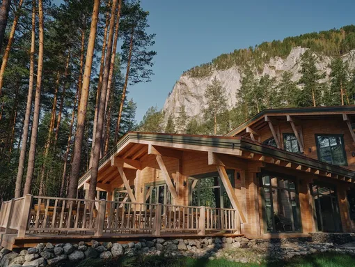 Ресторан «Сосны» (Grand Chalet Altay) Ресторан «Сосны» (Grand Chalet Altay)