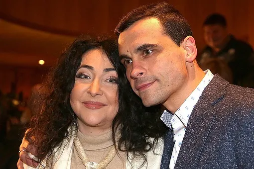 Бывшие супруги продолжают выяснять отношения в суде