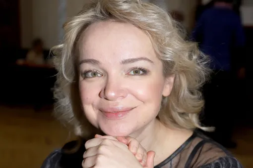 «Я рожала естественно»: бывшая жена Армена Джигарханяна рассказала, как ее дочь появилась на свет «Я рожала естественно»: бывшая жена Армена Джигарханяна рассказала, как ее дочь появилась на свет