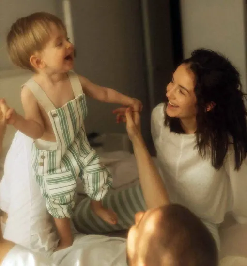 Артемий с отцом и мамой