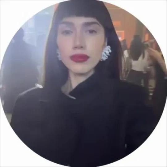 Нажми и смотри