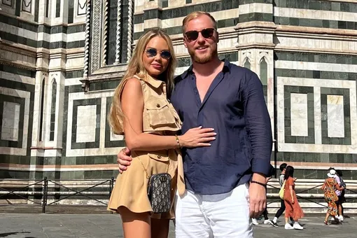 «Я галопом на лошади прискакала в жизнь Игоря»: Мария Погребняк рассказала, как познакомилась с мужем «Я галопом на лошади прискакала в жизнь Игоря»: Мария Погребняк рассказала, как познакомилась с мужем