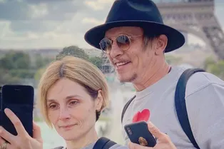 «Я увез Оксану на мотоцикле и не выпускал из дома, пока не появился третий ребенок»: Иван Охлобыстин рассказал о жене