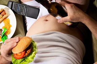 Dadbod: почему мужчины перестали за собой следить Dadbod: почему мужчины перестали за собой следить