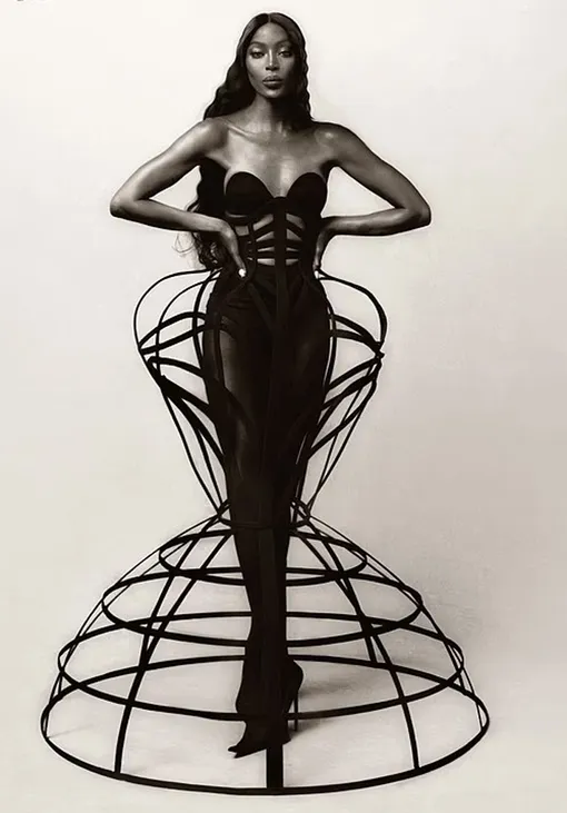 Наоми Кэмпбелл снялась для глянца Наоми Кэмпбелл снялась для глянца