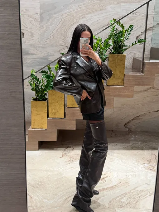 Анастасия Решетова пришла на премьеру турецкого фильма в оригинальном образе Анастасия Решетова пришла на премьеру турецкого фильма в оригинальном образе