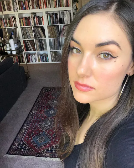 Ақ түсті аққұбалардың порнофотосуреттері