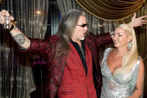 «Мне заплатили 20-летнюю пенсию, но я отказался устроить скандал с Волочковой»: Джигурда о шоу «Звезды под капельницей» «Мне заплатили 20-летнюю пенсию, но я отказался устроить скандал с Волочковой»: Джигурда о шоу «Звезды под капельницей»