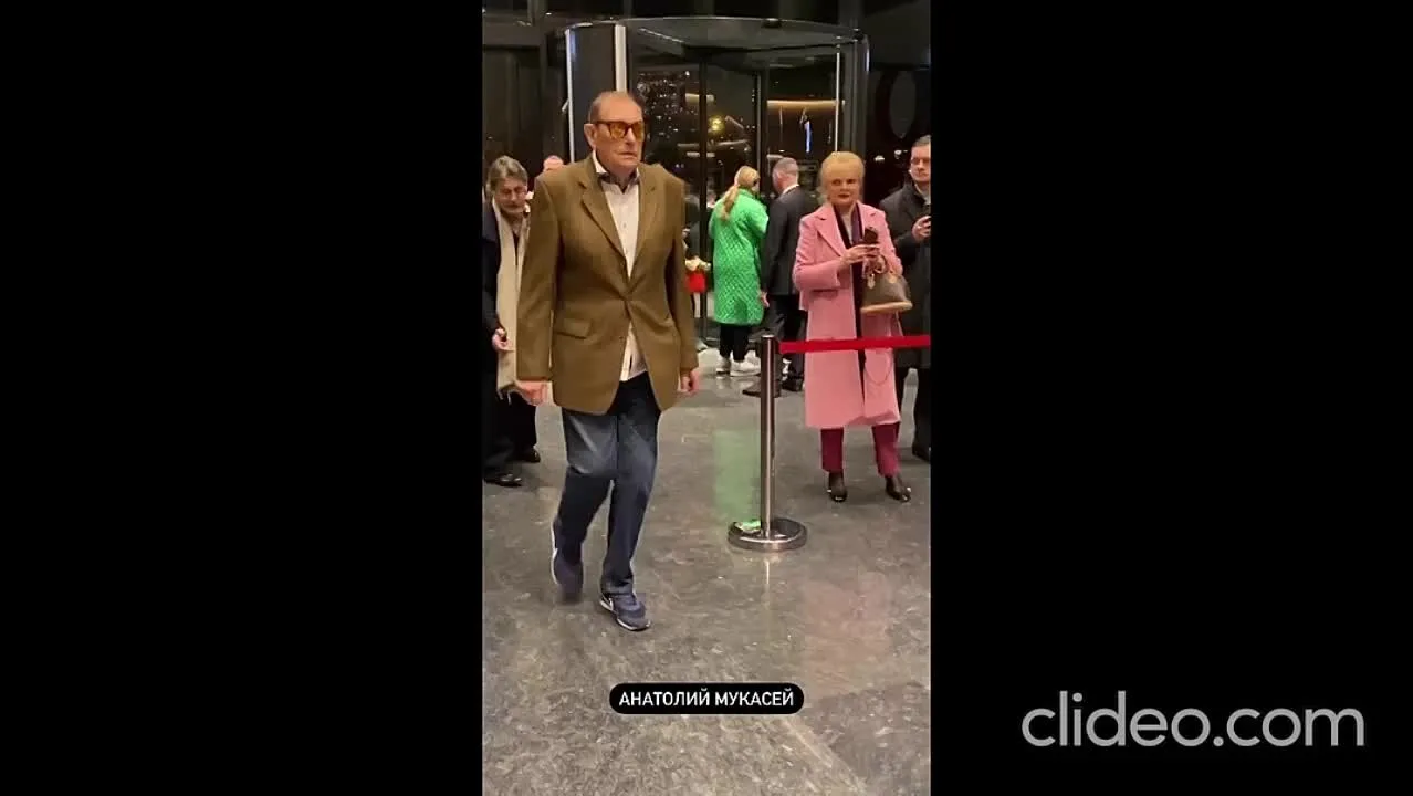 Нажми и смотри Нажми и смотри