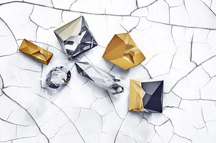 Жан-Поль Готье создал «кристаллы» для Swarovski