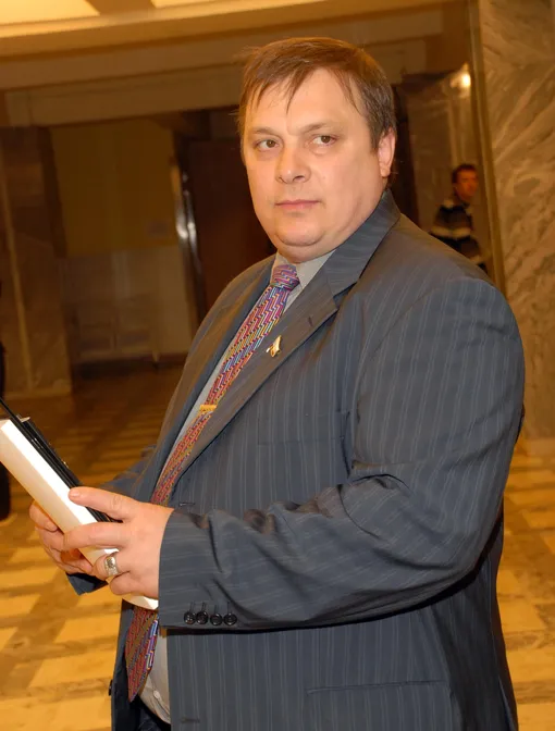 Андрею Разину предъявили заочное обвинение