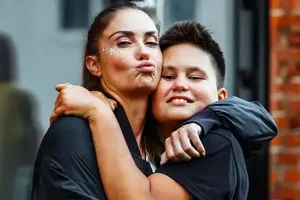 «Все убежали, а я осталась»: Агата Муцениеце устроила праздник для сына в честь его 13-летия