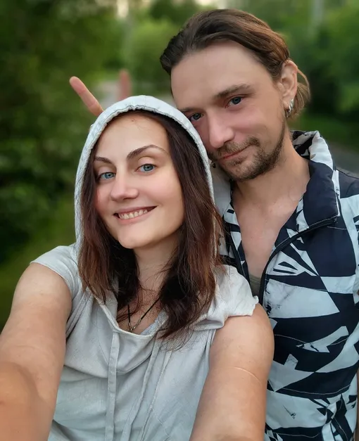 Марианна Безбородова похоронила мужа Марианна Безбородова похоронила мужа