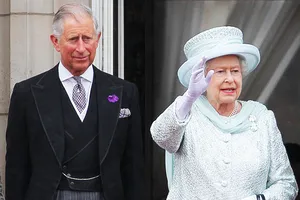 «Вспоминаю с грустью маму»: Карл III обратился к покойной королеве Елизавете II в день 100-летия со дня ее рождения