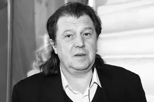 «Провели операцию, но организм не справился»: умер двукратный олимпийский чемпион по фигурному катанию Артур Дмитриев «Провели операцию, но организм не справился»: умер двукратный олимпийский чемпион по фигурному катанию Артур Дмитриев