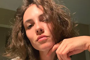 «Трусики купальника красивые!»: Стася Милославская на курорте изумила фанатов «Трусики купальника красивые!»: Стася Милославская на курорте изумила фанатов