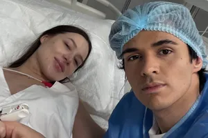 «Моей принцессе не терпится»: жених онкобольной Лерчек снял ее на видео в больнице «Моей принцессе не терпится»: жених онкобольной Лерчек снял ее на видео в больнице