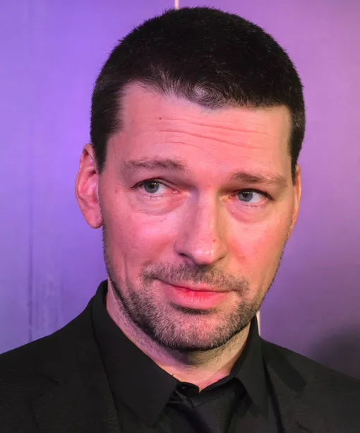 Даниил Страхов сыграл одну из главных ролей во втором сезоне сериала «Золотое дно»