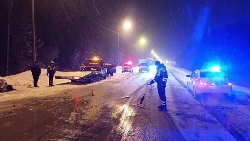 На месте смертельной аварии tidttiqzqiqkdrkm qurikzideriqhzkrt