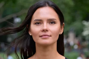 «Я оказалась без денег»: экс-солистка «Фабрики» Катя Ли рассказала, как выживала в США после обмана бывшего и его матери