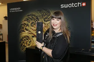 Swatch и Джоана Васконселос создали уникальные часы LOOKSEASY Swatch и Джоана Васконселос создали уникальные часы LOOKSEASY