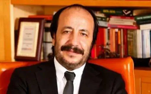 Аднан Далгакырану не попытался остановить избиение девушки Аднан Далгакырану не попытался остановить избиение девушки