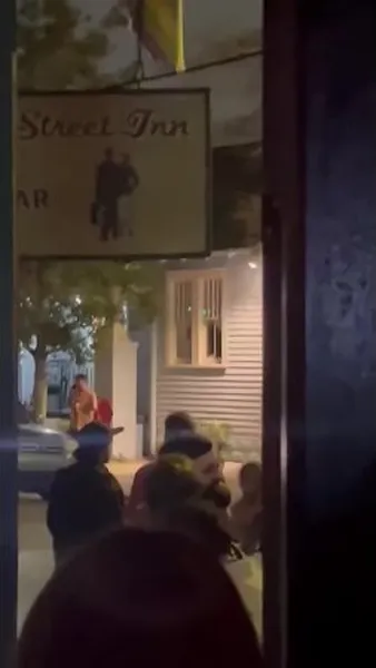 Нажми и смотри