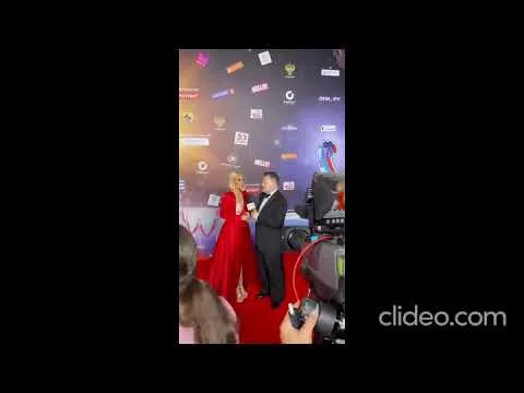 Нажми и смотри