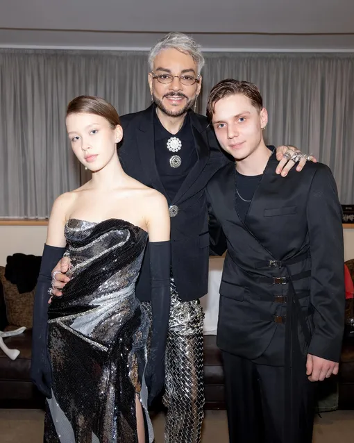 Филипп Киркоров с Анной Пересильд и Ваней Дмитриенко