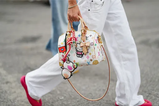 Узелок завяжется, узелок развяжется: почему модные девушки носят паракорд