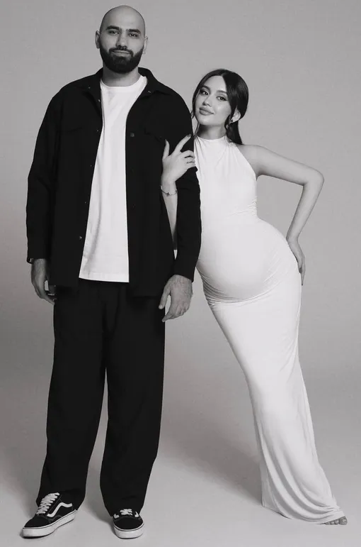 Александр и Эмили стали родителями в сентябре