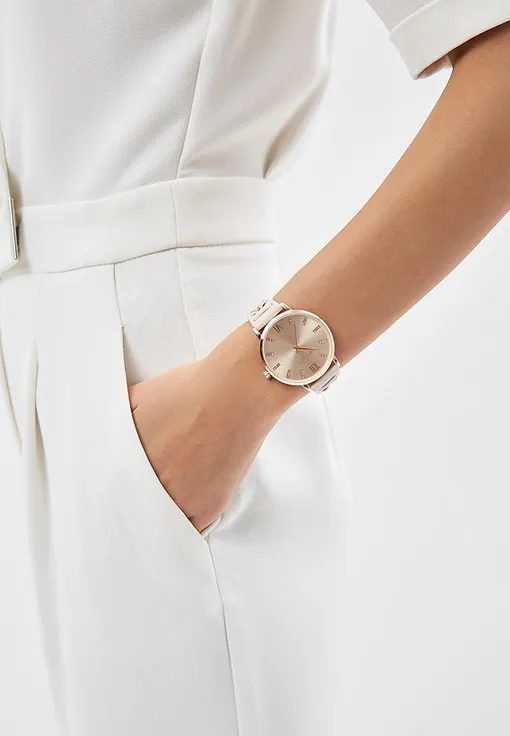 River Island, 3 899 руб. (на сайте Lamoda) River Island, 3 899 руб. (на сайте Lamoda)