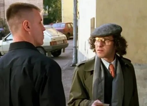 Владимир Довжик (справа) в сериале «Бригада» Владимир Довжик (справа) в сериале «Бригада»