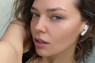 Победительница «Новой Фабрики звезд» Гузель Хасанова показала фигуру в бикини на курорте Победительница «Новой Фабрики звезд» Гузель Хасанова показала фигуру в бикини на курорте
