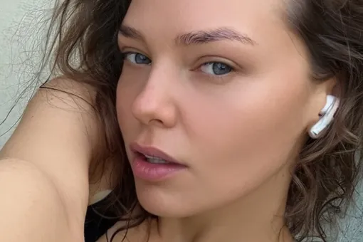 Победительница «Новой Фабрики звезд» Гузель Хасанова показала фигуру в бикини на курорте Победительница «Новой Фабрики звезд» Гузель Хасанова показала фигуру в бикини на курорте