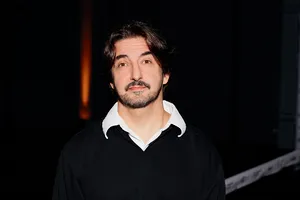 Кейс Сережи Матвиенко и Стаса Круглицкого: зачем они запустили годовой жим-жим челлендж Кейс Сережи Матвиенко и Стаса Круглицкого: зачем они запустили годовой жим-жим челлендж