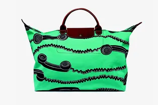 Longchamp выпустил книгу о сумке Le Pliage Longchamp выпустил книгу о сумке Le Pliage