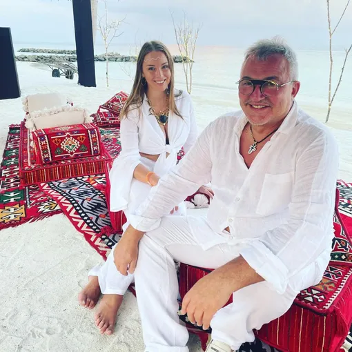 Полина и Дмитрий Дибровы развелись после 16 лет брака