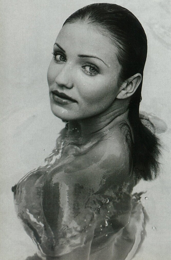 Қыздардың эротикалық порно фотосуреттері