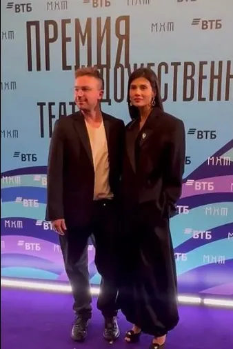 Нажми и смотри