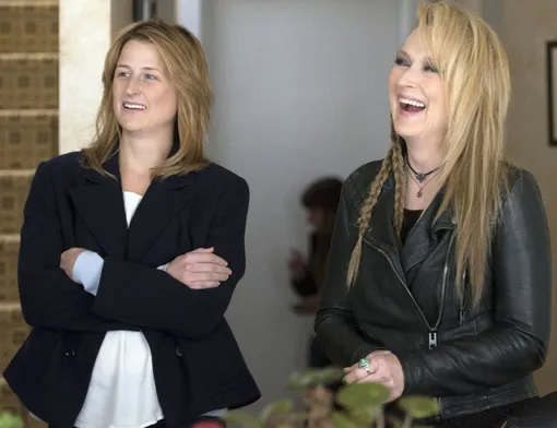 Мэми Гаммер и Мерил Стрип на съемках