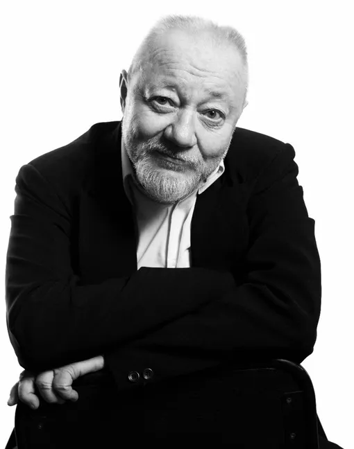Олег Новиков прожил 64 года