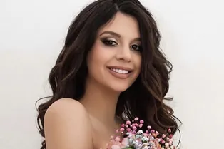 «Я не сижу на диетах»: звезда «Дома-2»: Алиана Устиненко показала фигуру в белье через пять месяцев после родов «Я не сижу на диетах»: звезда «Дома-2»: Алиана Устиненко показала фигуру в белье через пять месяцев после родов